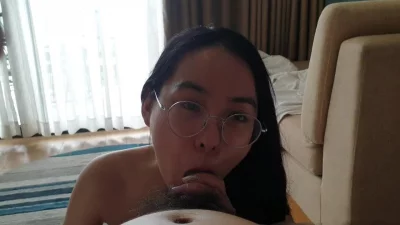 把你鸡巴舔得干干净净